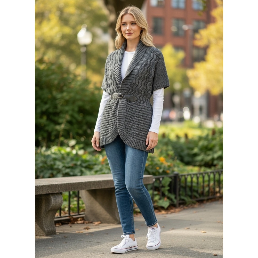 Fresh Womens Gray Short Sleeve Shawl Collar Buckle Front Cardigan Sweater M